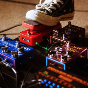 JOYO WAH-II Classic and Multifunctional WAH Pedal Bundle with DC 9V Daisy Chain Power Supply (800mA -1A) AC Adapter