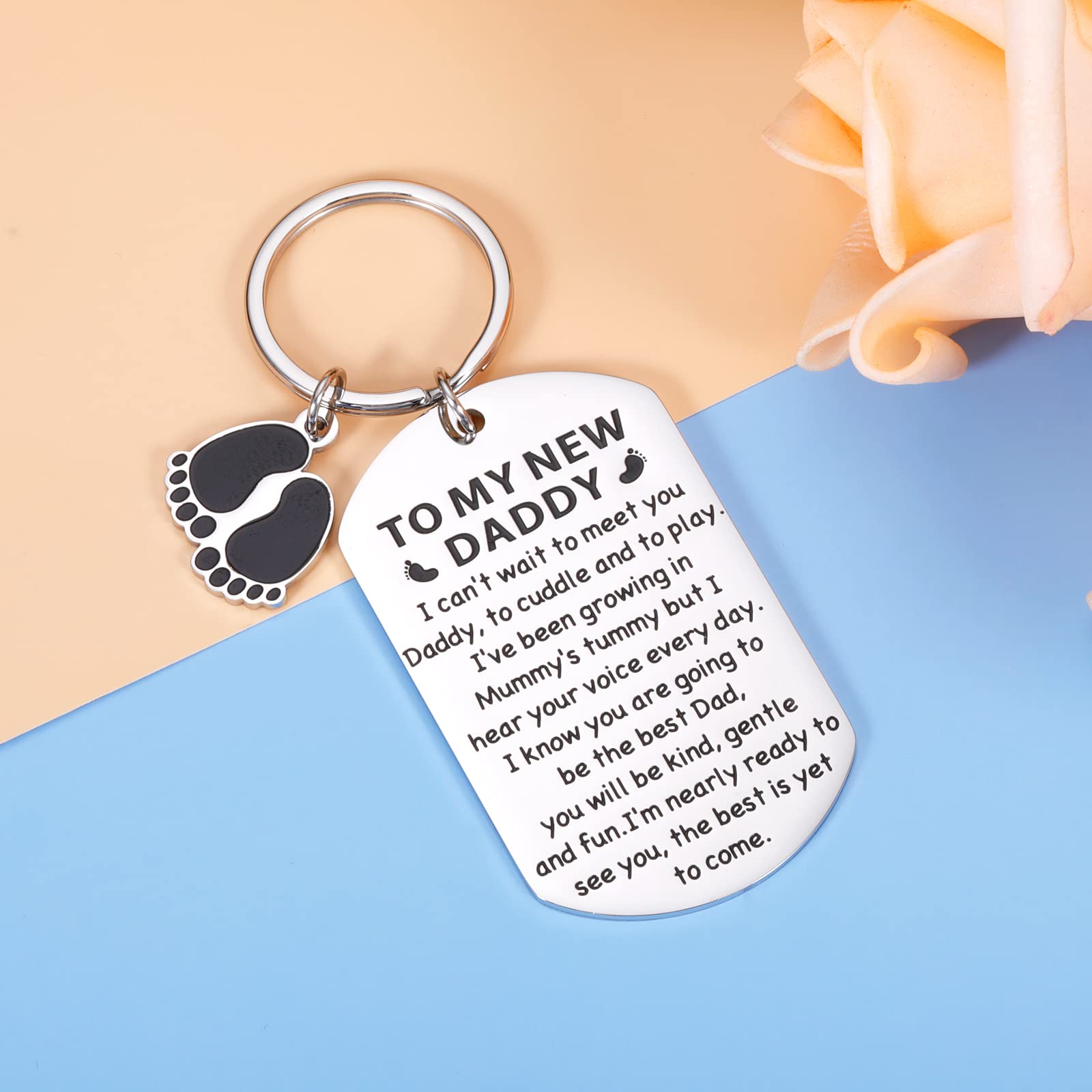 Daddy Dad To Be Gifts New Dad Keychain Gifts for Men First Baby Gift for Dad Daddy Husband Boyfriend from Mom Wife Baby Christmas Pregnancy Announcement Gifts Fathers Day Keepsake from Son Daughter