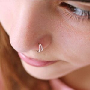 D.Bella Spiral Nose Ring for Single Piercing - Surgical Steel Nose Hoop in Silver, Rose Gold and Black