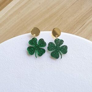 St Patrick's Day Earrings Bulk for Women Shamrock Earrings Green Lucky Clover Dangling Earrings Funny Irish Beer Holiday Jewelry Set Gift for Women