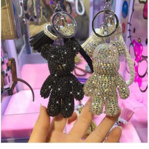 BONICI Girls Fashionable Diamond Bear Pendant Keychain Bling Sparkle Luxury Bear Key-Chains Keyring Gift Pendant for Handbag Tote Purse Backpack Bag Decoration Car Key Tassel Wrist Strap -Black