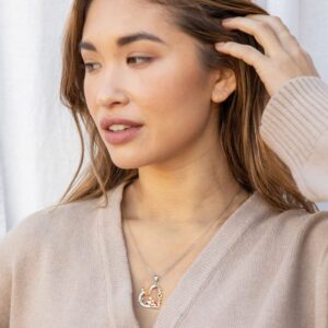 CHIC & ARTSY Dog Mom Necklace Rose Gold Plated 925 Sterling Silver Rose Flower Dog Mom Pendant Necklace Rose Flower and Dog Loving Heart Necklace Dog Mom Daughter Necklace 18"