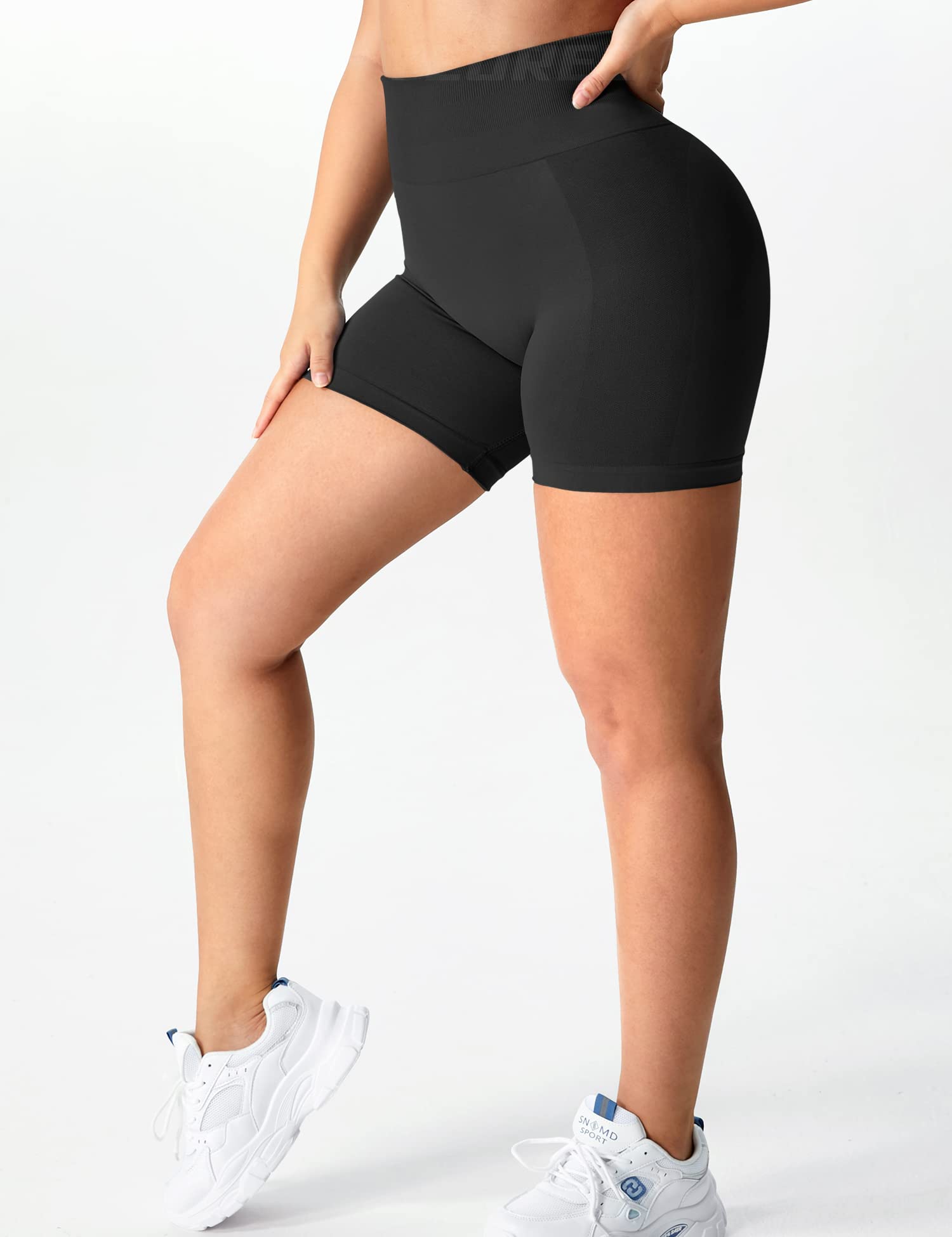 YEOREO Women Seamless Scrunch Workout Shorts High Waisted Intensify Running Gym Yoga Workout Black S