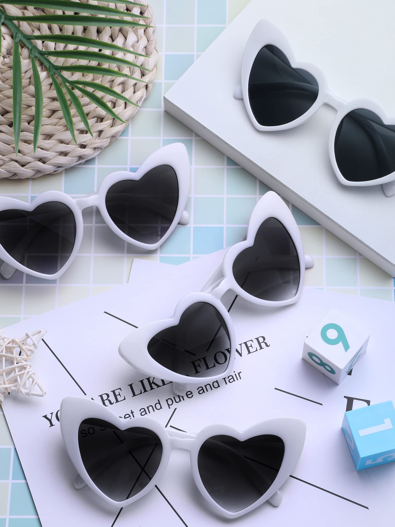 Flutesan 20 Pairs Heart Shaped Sunglasses Vintage Heart Glasses Women Bachelorette Sunglasses for Wedding Party(White with Gray Lenses)