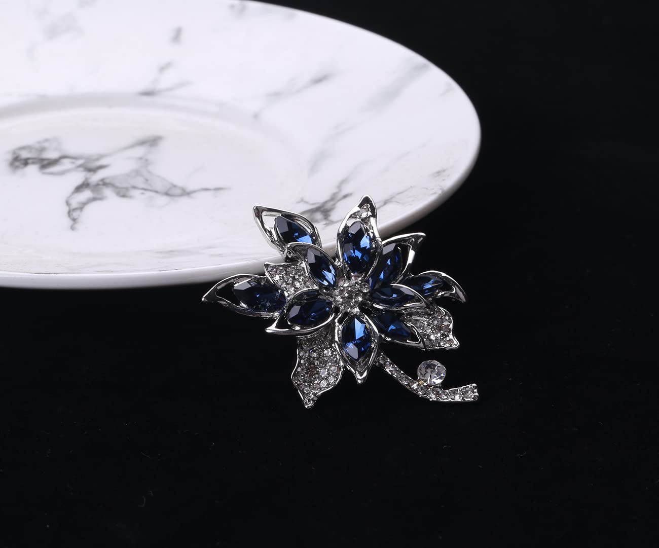 Blue Crystal Brooch Pins Fancy Vintage Style Rhinestone Flower Brooches Jewelry Gift for Women, girls, ladies (Blue Brooch 1)