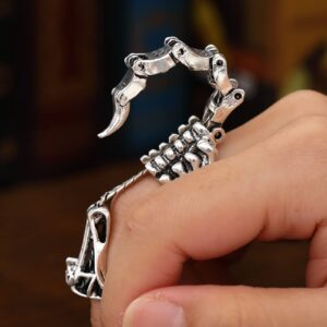 Q&D&S Silver Scorpion Ring Gothic Knuckle Finger Ring Punk Hinged Activity Rings Halloween for women and men