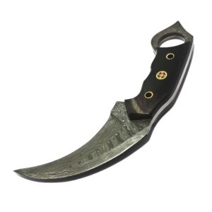 Custom Handmade Damascus steel EDC Karambit hunting knife with black horn handle.