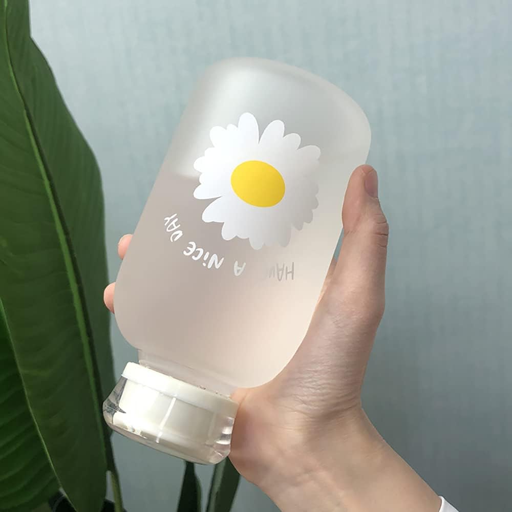 JZSMY 480ml Milk Juice Cute Water Bottle with Scale 2 Lids Little daisy Matte Portable Transparent Water Cup Glass Bottles Creative Handy Cup (Transparent 1 flower)