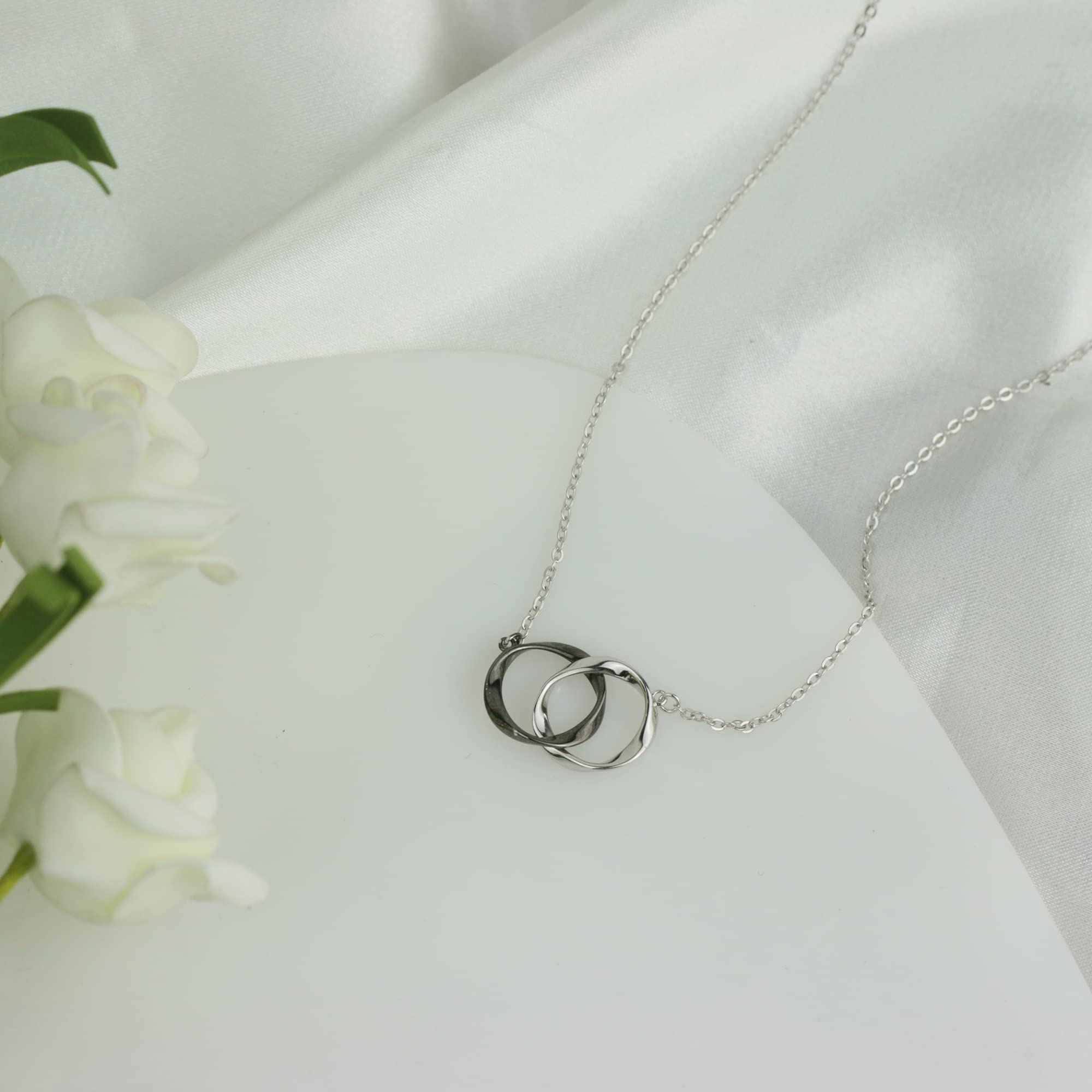 Sereney Mother Son Necklace 925 Sterling Silver as Gifts from Son, Mom Necklace as Mom Birthday Gifts, Mother and Son Necklace as Gifts for Mom, Mom Son Jewelry Gifts