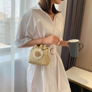 Women Straw Handbag Sunflower Crossbody Bag Mini Drawstring Purse Summer Beach Shoulder Bag Handmade Casual Bucket Tote Bag (khaki)