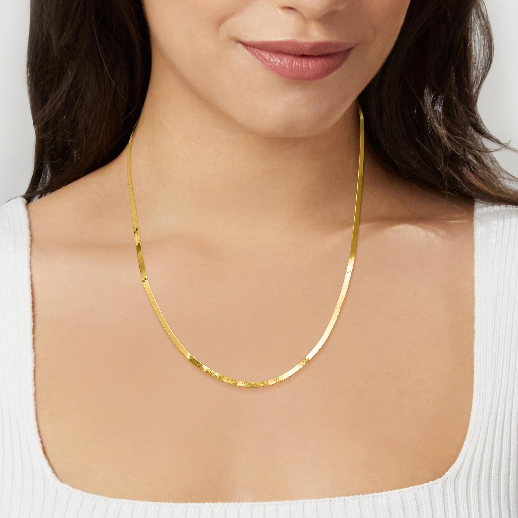 Canaria 3mm 10kt Yellow Gold Herringbone Necklace. 20 inches