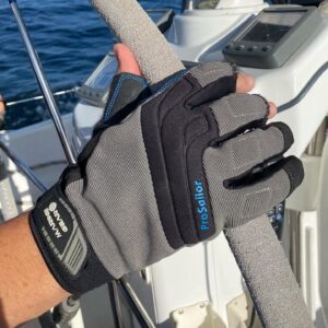 Marine Gear Sailing Gloves (Medium) - 3-Finger Dexterity Sailing Gear with Better Grip, Neoprene and Padded Knuckles, Reinforced Pressure Points