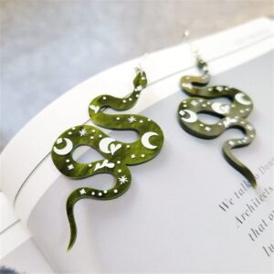 MALOYANVE Snake Earrings for Women Unique Funny Green Acrylic Moon Pattern Snake Shaped Dangle Drop Weird Earrings (Green Snake)