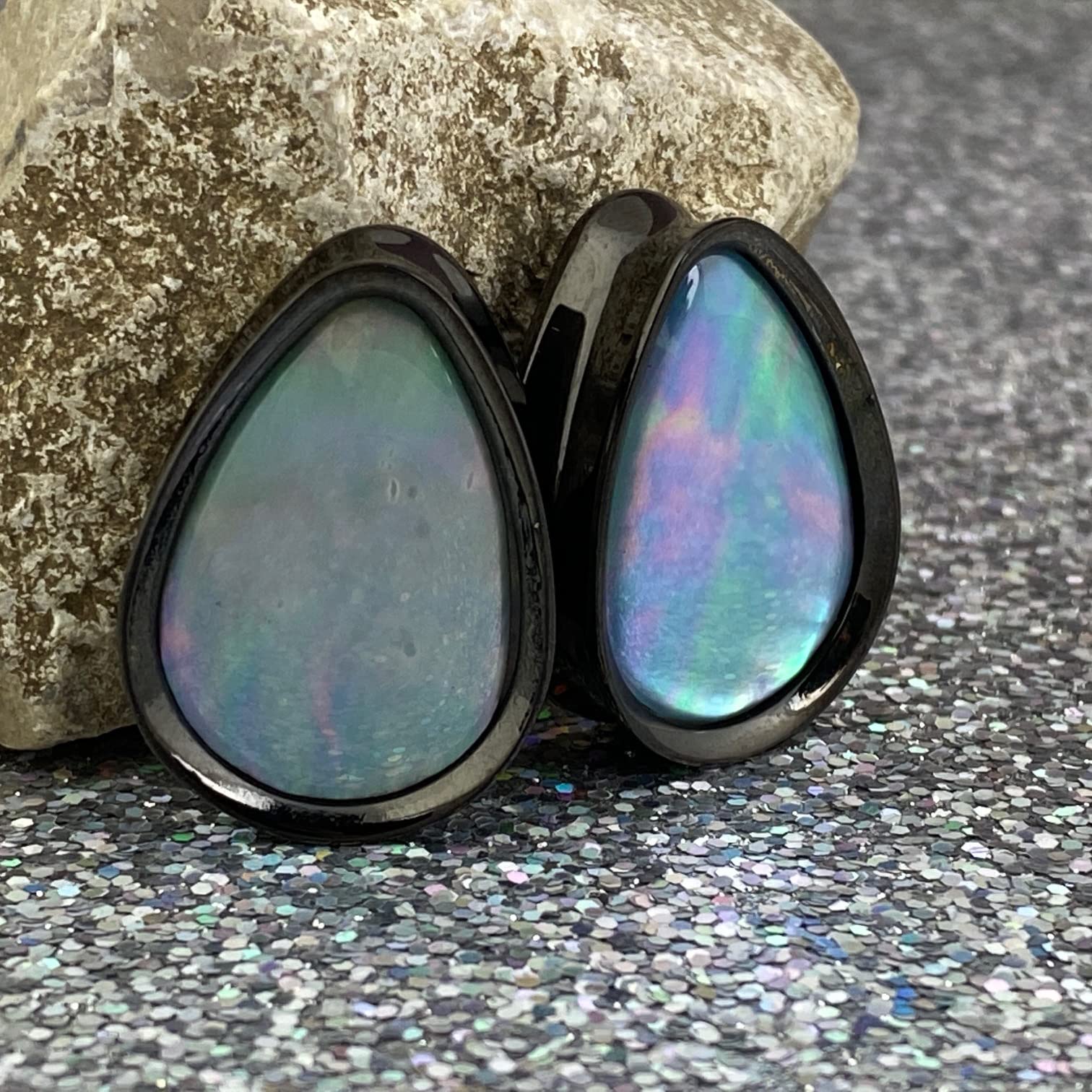 Mystic Metals Body Jewelry Pair of Black Steel Teardrop Plugs with Grey Shell Inlay (PS-290) (7/8" (22mm))