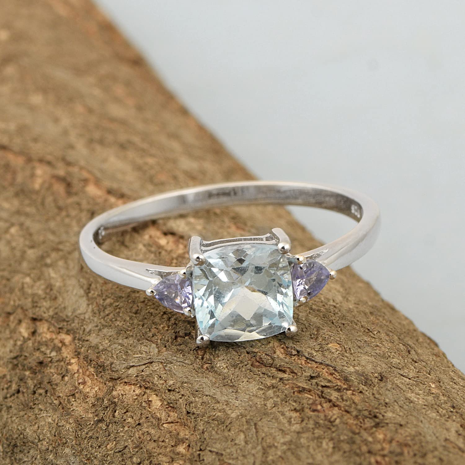 MOONEYE 7MM Cushion Cut Aquamarine Trillion Tanzanite Gemstone 925 Sterling Silver Three Stone Ring (Silver, 10)