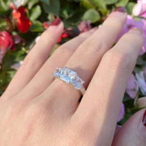 SHELOVES 2 Ct Three-stone Princess Cut Cubic Zirconia Engagement Ring for Women 925 Sterling Silver Sz 7