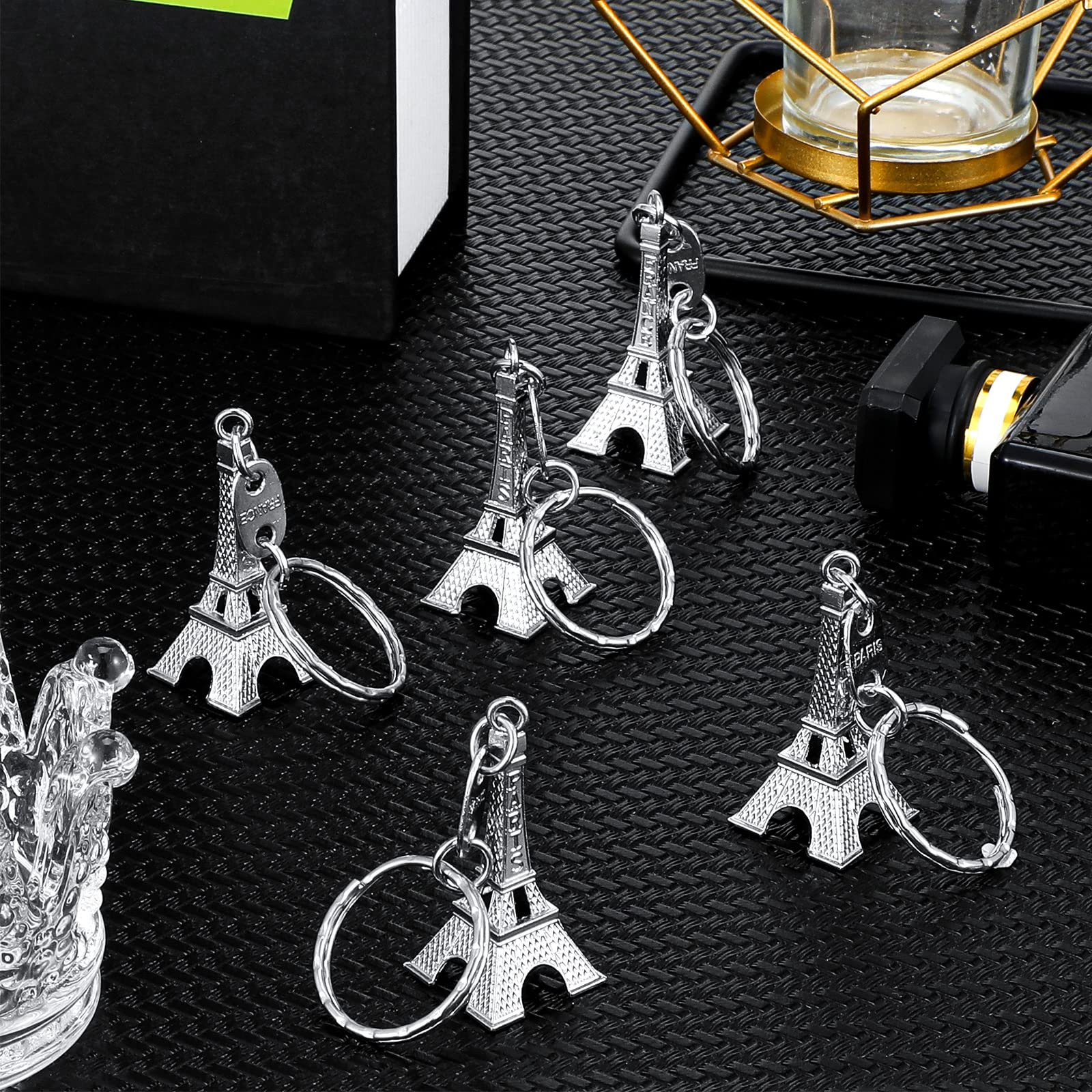 Inbagi 50 Pieces Eiffel Tower Keyring Paris Eiffel Tower Keychains Silver Retro French Souvenirs Keychains Eiffel Tower Keychain Bulk for Home Jewelry Birthday Table Graduation Thank You Gifts