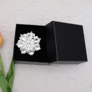 Chaoyite Flower Shape Crystal Cocktail Stretch Ring Party Prom Floral Statement Elastic Ring for Women