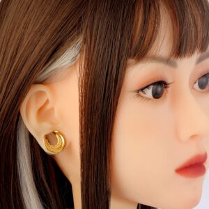 LADEMAYH 2Pcs 1 inch Gauges for Ears, Elegant Gold 25mm Gauges for Ears, Chic Design 1 inch Plugs for Ears Surgical Steel Saddle Plugs Tunnels Ear Gauges Earrings