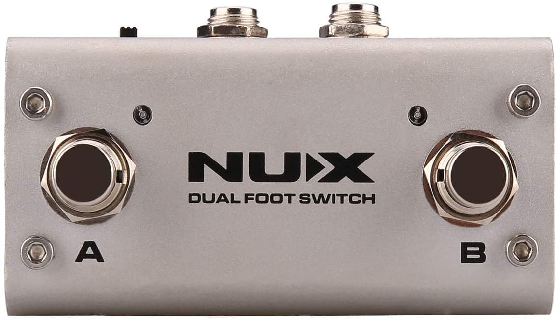 NUX Loop Core Deluxe Pedal Bundle with 2 Patch Cables, 2 Instrument Cables, 9V Power Supply and Daisy Chain