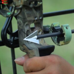 DEEPOWER Broadheads 125 Grain 6-Pack 3 Blades Hunting Arrow Heads 1+1/4 inch Cut Arrow Tips Compatible with Crossbow and Compound Bow