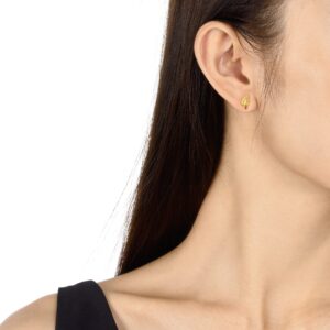 CHOW SANG SANG 999.9 24K Solid Gold Leaf Stud Earrings for Women 68725E