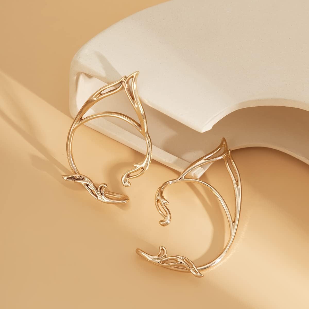 Bethynas Gothic Elf Ear Cuffs 2Pcs Cute Cat Ear Wrap Non-Pierced Fake Earrings for Cosplay Party Cartilage Climber Ear Accessories for Women and Girls (Gold)