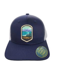 denali trucker hat w/national park woven patch (navy/white)