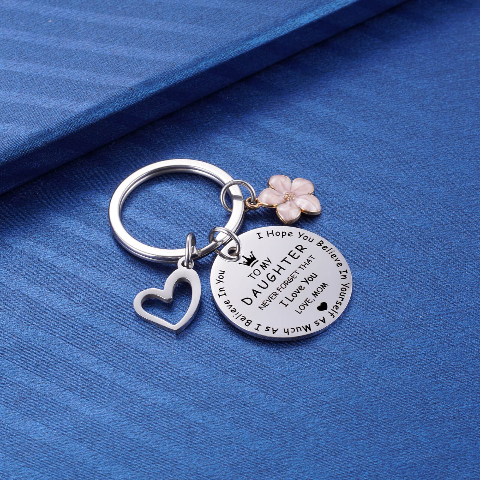 to My Daughter Keychain Gifts, Inspirational Graduation for Daughters from Mom, Sweet 16 18th 21st Birthday I Love You Keychain for Teen Girls