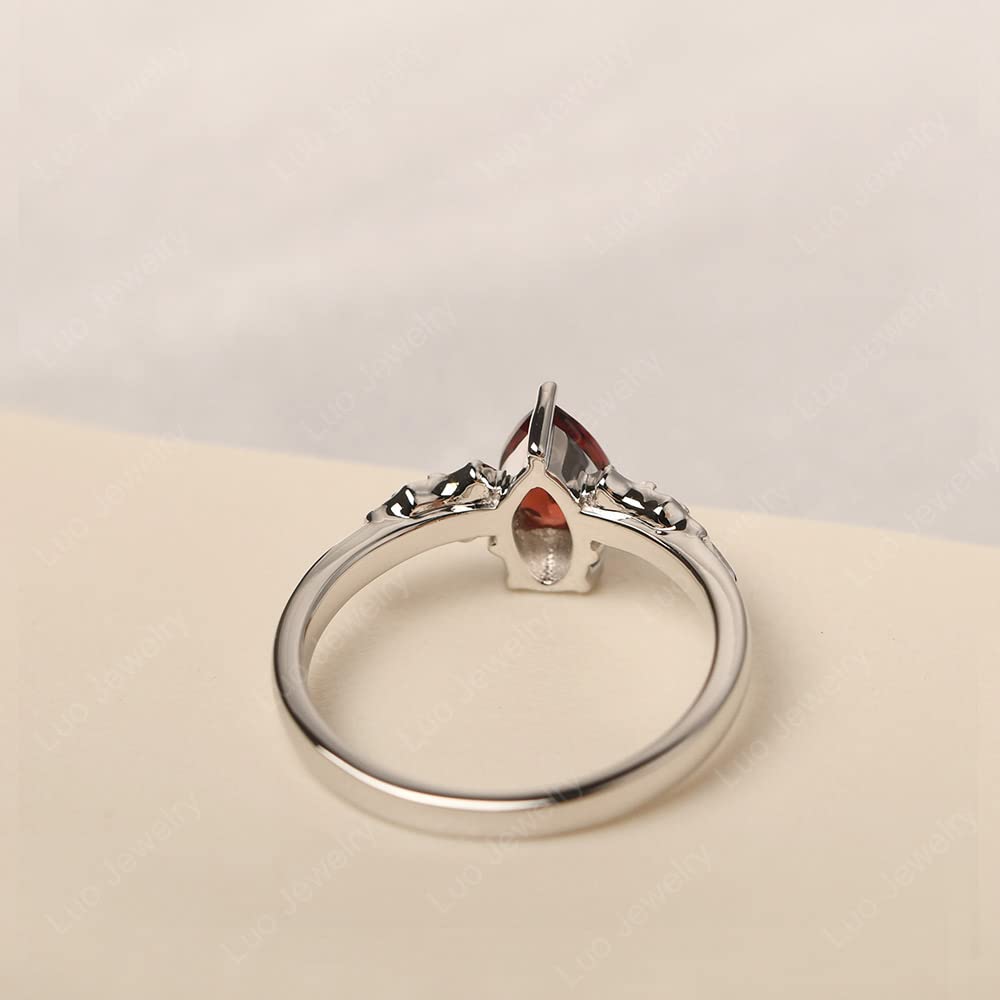 LUO S925 Sterling Silver 1.01 ct Garnet Ring Pear Shaped Unique Vampire Bat Ring Animal Promise Ring Statement Ring Gifts for Women US Size 8.5