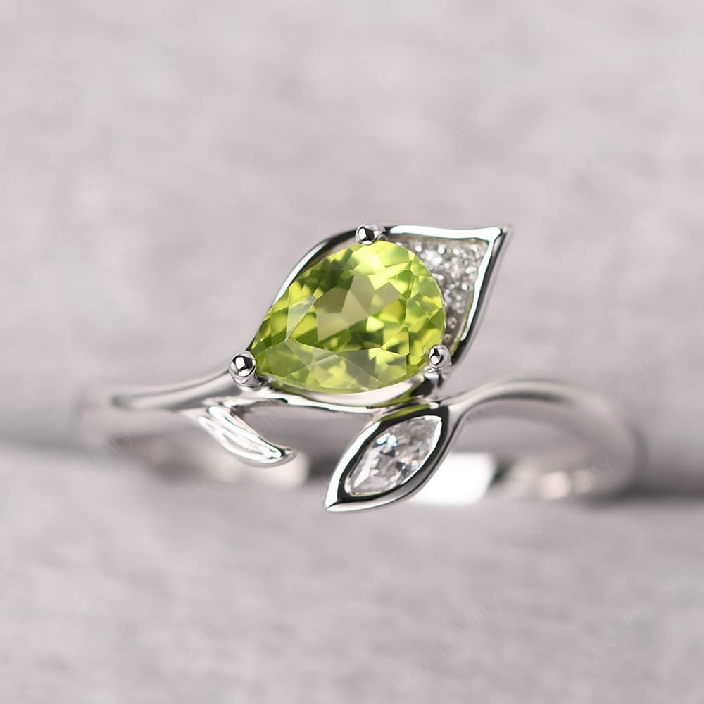 LUO S925 Sterling Silver Pear Shaped 0.82 Carat Peridot Ring Leaf Promise Ring August Birthstone Ring for Women Mother's Day Gifts US Size 7