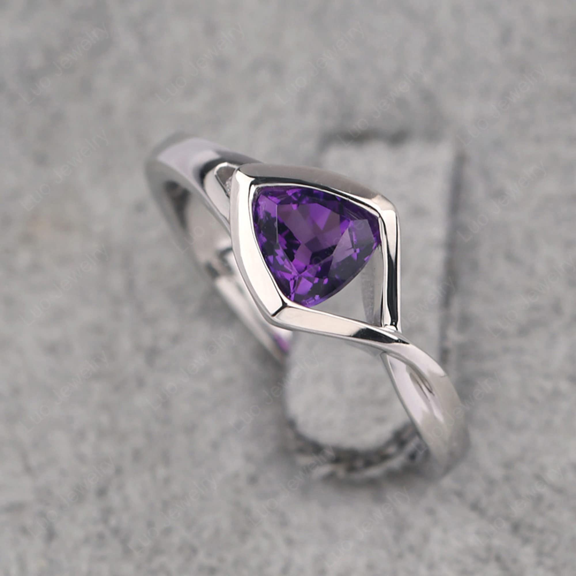 LUO S925 Sterling Silver Unique Infinity Ring Trillion Cut Amethyst Ring Promise Ring for Women US Size 8.5