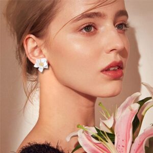 Chic Cute Boho Matte Flower Statement Stud Earrings with Gold Flower Bud for Women Sister Mom Lover and Friends (White)