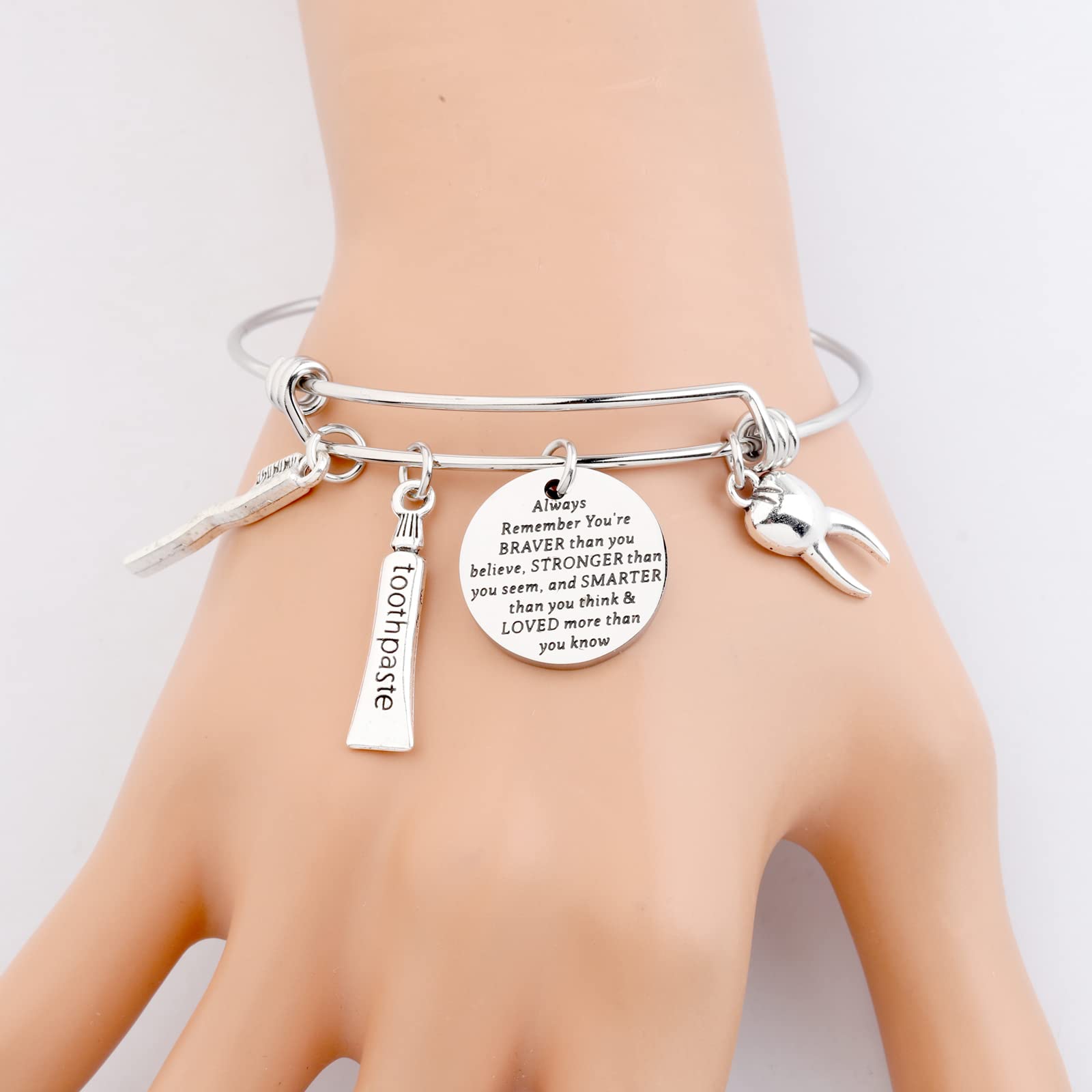 FUSTMW Dentist Bracelet Gifts Dental Hygienist Gift Dentist Assistant Gifts Dental Jewelry for DH Dentist Inspirational Gifts (Dentist Bracelet)