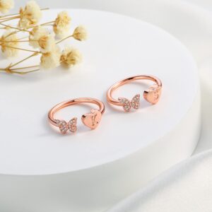 GLISHIVER Initial Rings for Women Teen Girls, Rose Gold Plated Butterfly Capital Letter Initial Rings for Women Teens Girls Letter Rings Alphabet Rings for Girls Teen Girls (M)