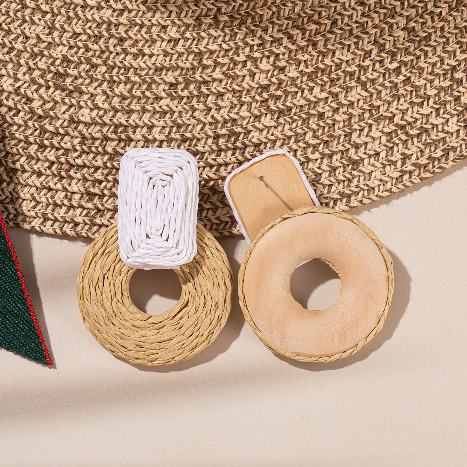 Statement Raffia Earrings Cute Boho Earrings Rattan Dangle Earrings Handmade Straw Wrap Earrings Summer Drop Dangling Earrings for Women(White/Nature)