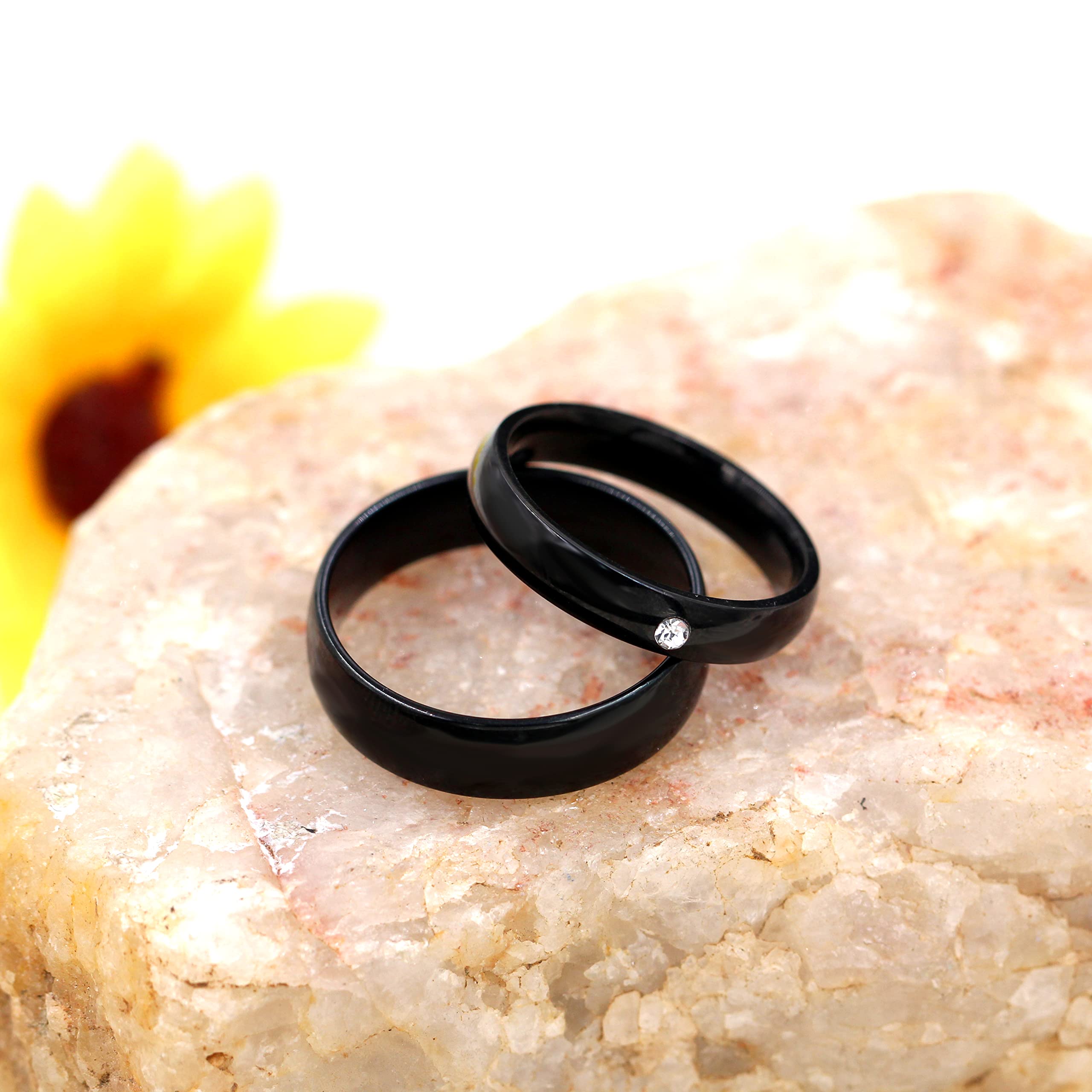 Uloveido Black Stainless Steel Couples Rings for Men Women His and Her Promise Wedding Band Rings for friend friend Y2210（Men, Size 7