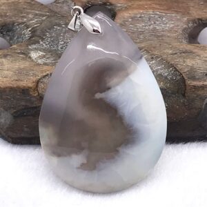 Natural Cherry Agate Pendant Jewelry For Women Men 52x36x10mm Beads Lucky Crystal Stone Sliver Gemstone AAAAA