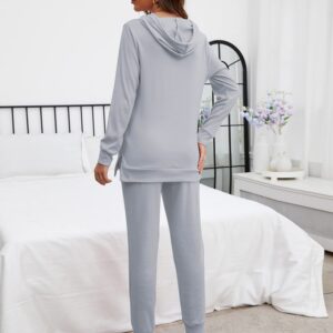 ZHENWEI Sweatsuits for Women Set Jogger Set Two Piece Tracksuit Casual Lounge Suit Long Pants Workout Athletic Outfits Hoodie Sweatshirts Pullover with Kangaroo Pockets (Light Grey,Small)