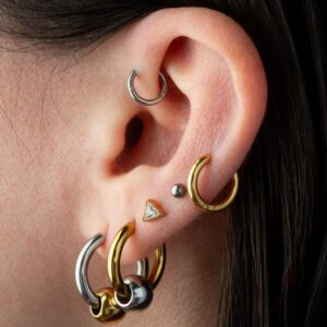 18GA 316L Stainless Steel 2mm Thick Hinged Round Hoop Earrings, Sold as a Pair (8mm Diameter, Black)