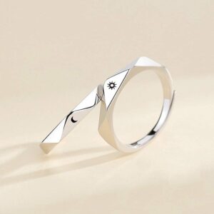 Simple Women Men 1 Pair Finger Rings Set Couple Jewelry Sun Moon Ring Useful and Attractive