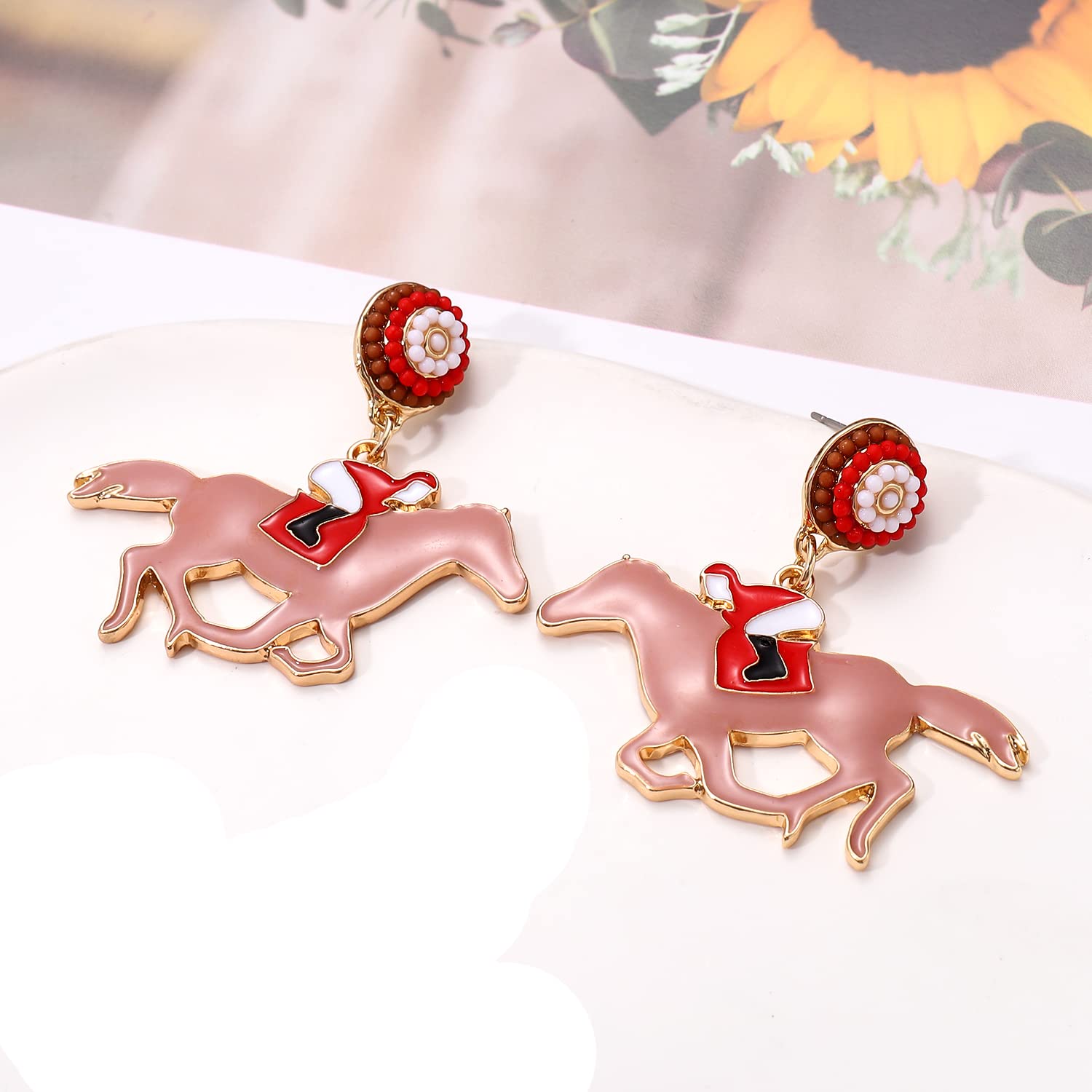 Horse Earrings Funny Kentucky Derby Race Horse Drop Dangle Earrings for Women Western Cute Horse Dangling Earrings Jewelry Gift for Horse Racing Fan