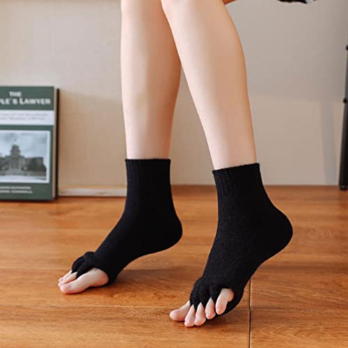 AIBEARTY 1 Pair Yoga Sport Gym Five Toe Separator Socks Foot Alignment Pain Massage Socks,Prevent Foot Cramps