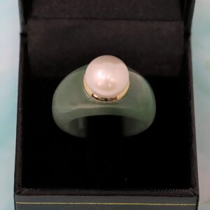 KOKAV 14K Yellow Gold with Jade and 10 mm Freshwater Pearl Statement Ring (5)