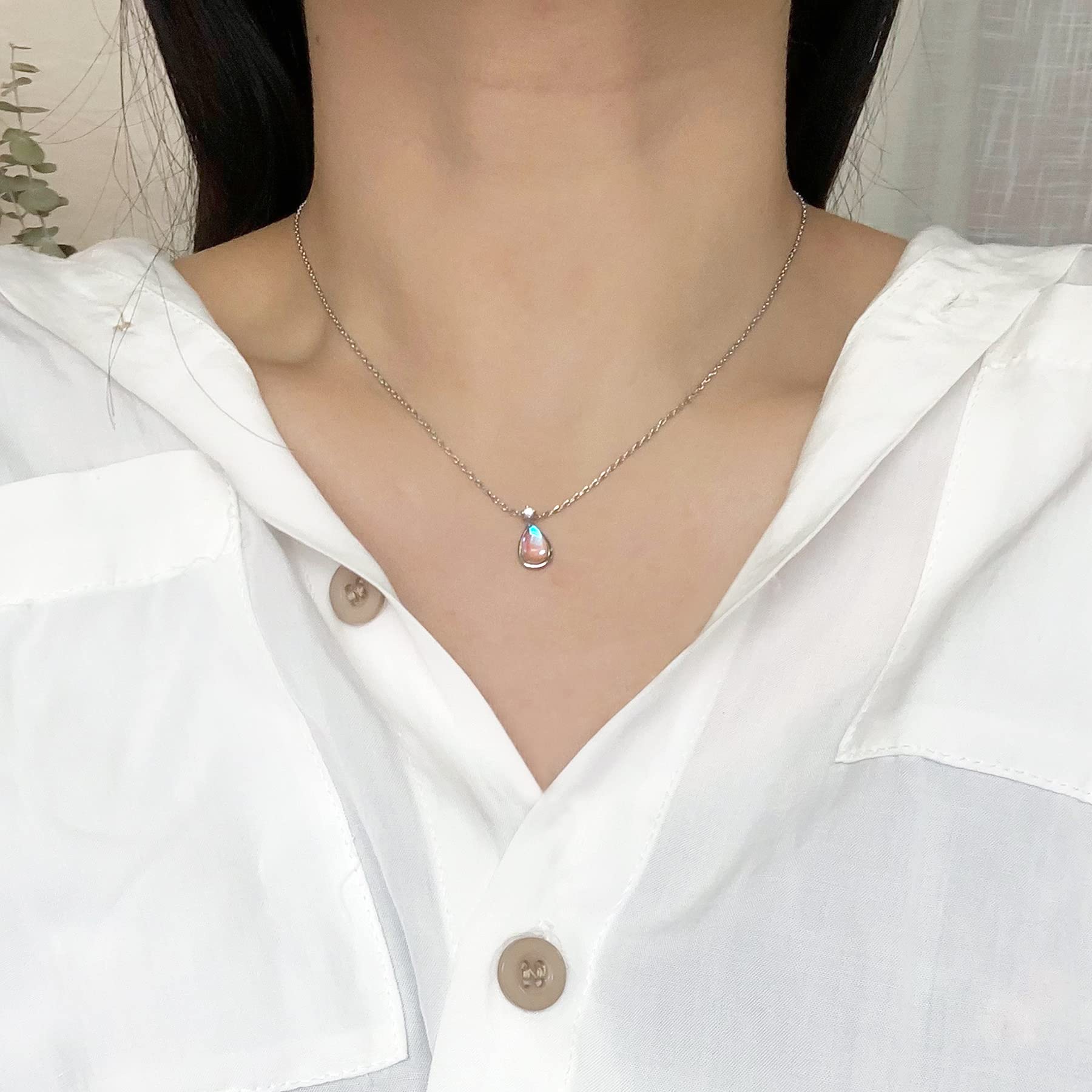 RINHOO FRIENDSHIP Moonstone Necklace for Women Inspirational New Geginnings Gifts for Women Graduation, Retirement, Miscarriage Mothers, Divorce Breakup Gifts for Women