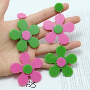 Y2K Acrylic Large Flower Drop Earrings,Big Double Flower Petals Dangle Earring Resin Daisy Flower for Women Party Accessories (Green Pink)