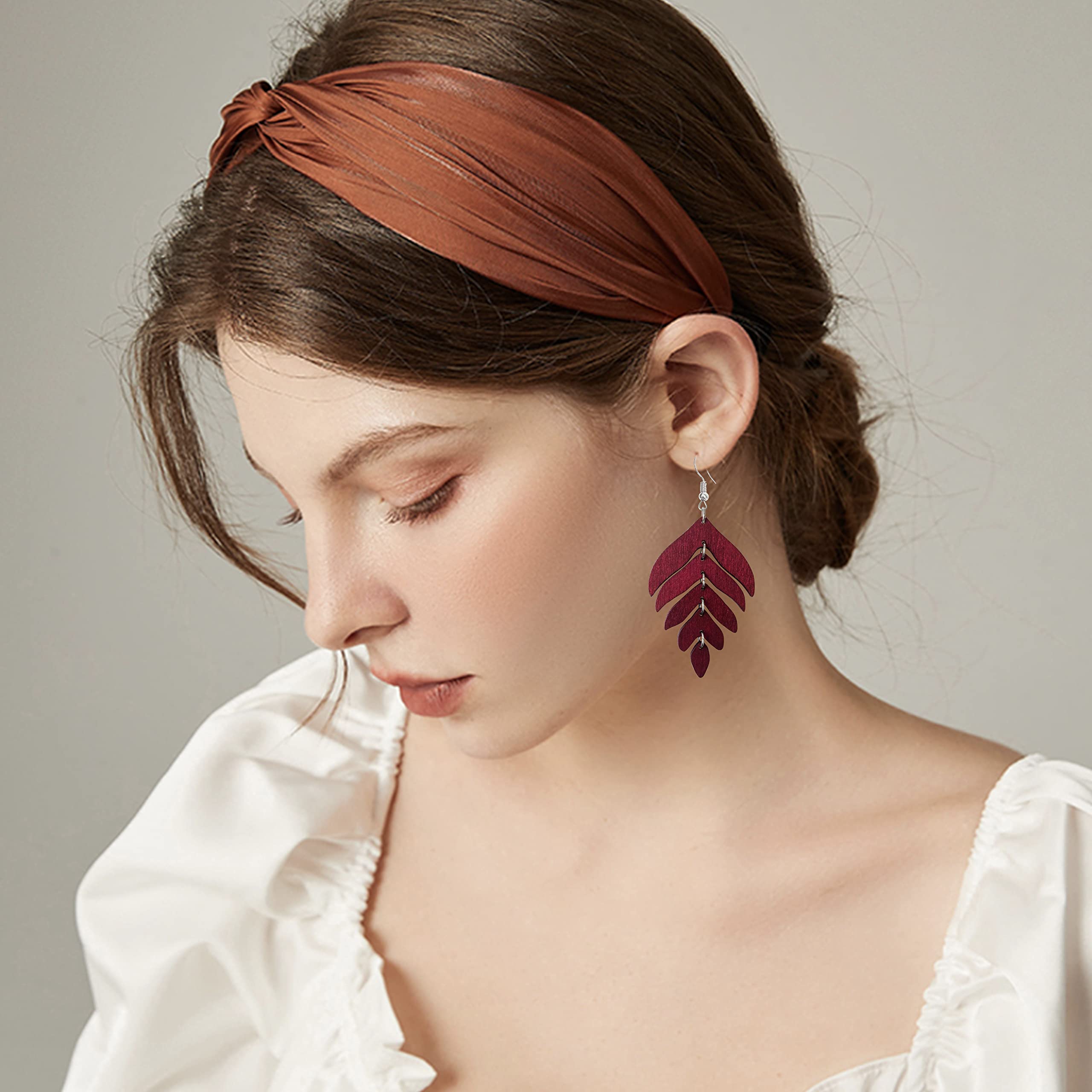 Handmade Lightweight Elegant Wooden Earring for Women - Statement Leaf Drop Dangle Earrings Bohemian Fashion Nature Wood Chain Leaf Earrings for Women Mom Sister Daughter Statement Jewelry Gifts (Wine Red)