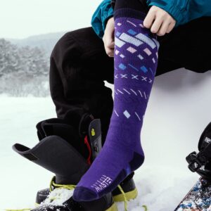 OutdoorMaster Unisex Ski Socks,Skiing and Snowboarding Socks for Men & Women with Over the Calf Design/Non-Slip Cuff