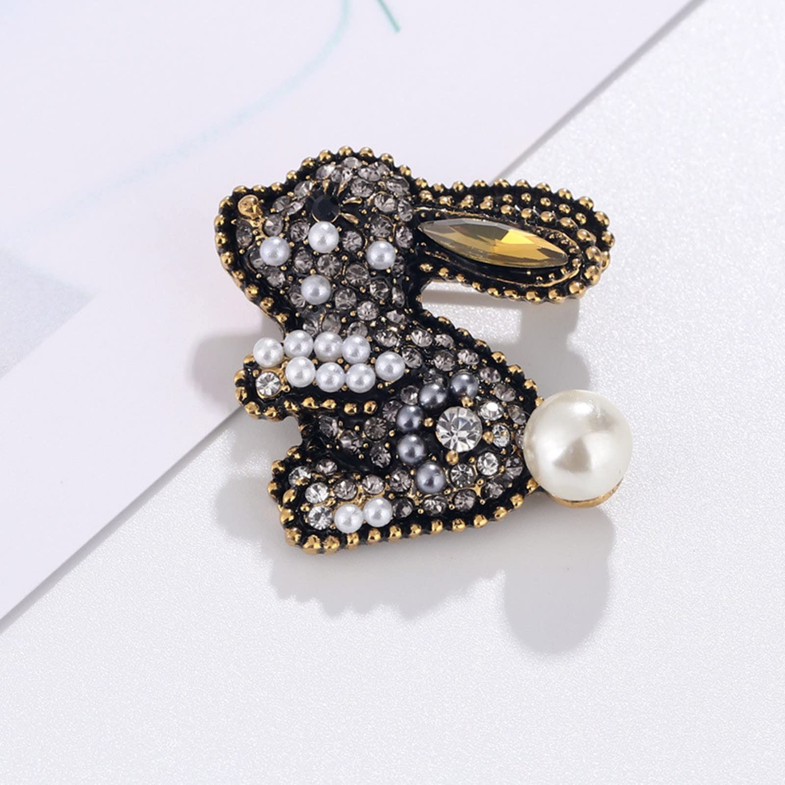 Brooch for Friends Rabbit Fashion Pin Cloth Men Beautiful Women Gifts Bunny Decoration Jackets Brooch Stocking Initial Pin (B, One Size)