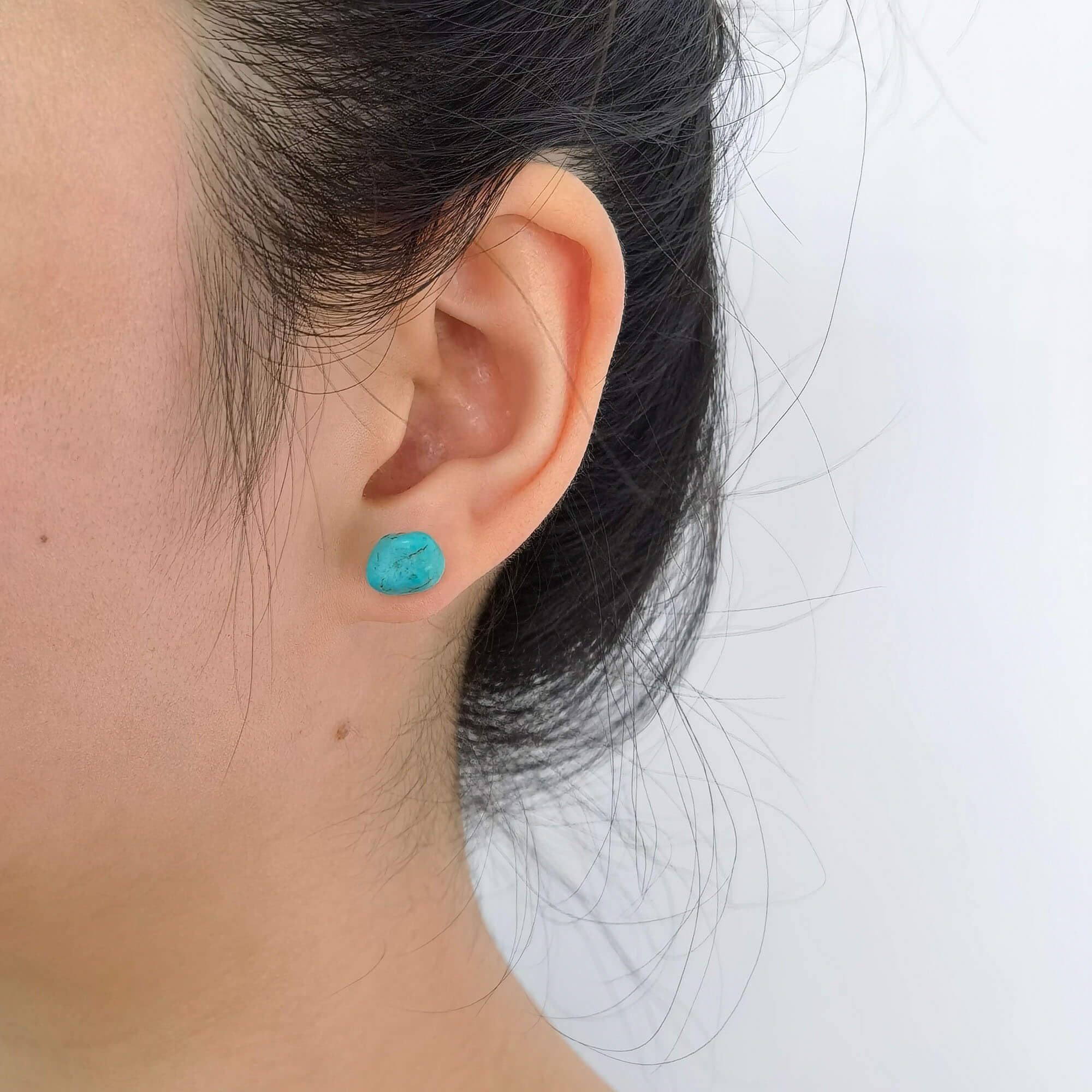 Turquoise Stud Earrings for Women, Tibetan Tiny Blue Raw Gemstone Earrings with Stainless Steel Stud for Friends, Boho Western Turquoise Jewelry Hypoallergenic Earrings for Women Sensitive Ears